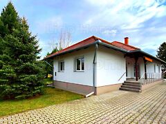 Eladó ház Balatonfenyves