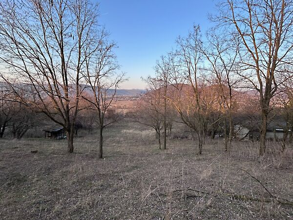 Eladó földterület Esztergom