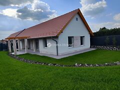 Eladó ház Ráckeresztúr