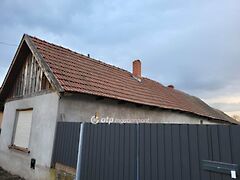 Eladó ház Jászfényszaru