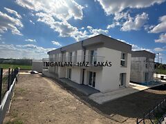 Eladó lakás Mogyoród
