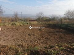 Eladó nyaraló Tata