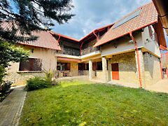 Eladó ház Komárom