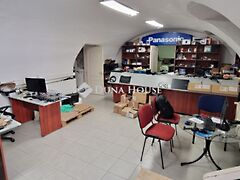 Eladó üzleti Kecskemét