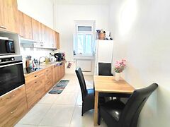 Eladó lakás Komárom