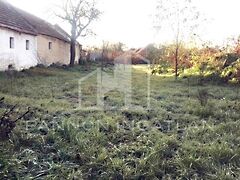 Eladó földterület Noszlop