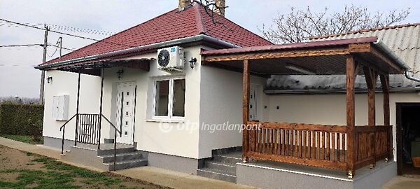 Eladó ház Nyírbogdány