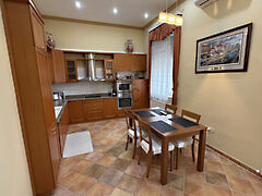 Eladó lakás Pécs, Belváros