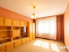 Eladó lakás Szeged, Makkosház