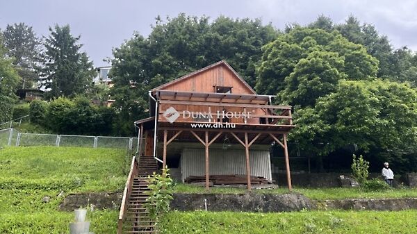 Eladó nyaraló Szentendre