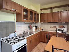 Eladó lakás Pécs, Egyetemváros