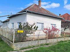 Eladó ház Tiszaföldvár