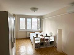 Eladó lakás Budapest, III. kerület