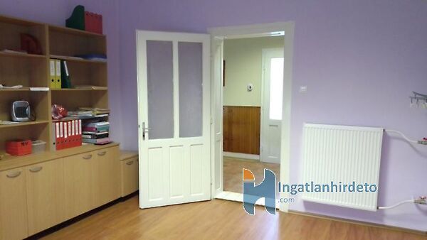 Eladó ház Boldog