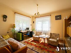 Eladó ház Győrújbarát