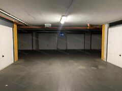 Kiadó garázs Szolnok, Belváros