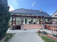 Eladó ház Győr, Ménfőcsanak