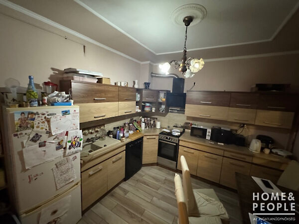 Eladó ház Apátfalva