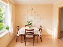 Eladó ház Előszállás