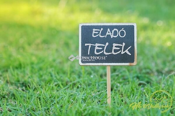 Eladó földterület Nyékládháza