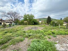 Eladó földterület Tokaj