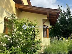 Eladó ház Leányfalu