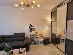 Eladó lakás Budapest, III. kerület