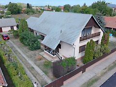 Eladó ház Nyáregyháza
