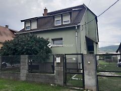 Eladó ház Sárisáp