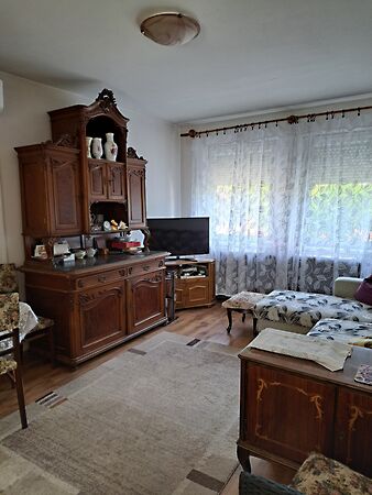 Eladó ház Cegléd