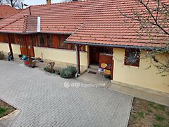 Eladó ház Tápióság
