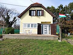 Eladó nyaraló Bár