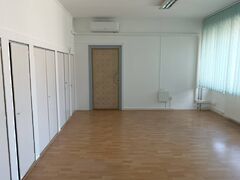 Kiadó iroda Győr