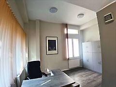 Kiadó iroda Győr