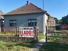 Eladó ház Szolnok, Kertváros