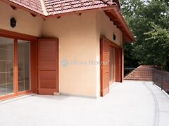 Eladó nyaraló Leányfalu