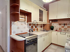 Eladó lakás Pécs, Uránváros