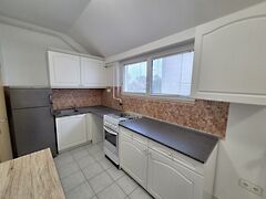 Eladó lakás Szolnok