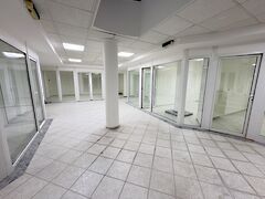 Kiadó üzleti Kaposvár, Belváros