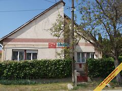 Eladó ház Tiszakécske