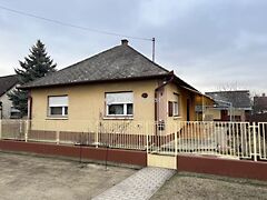 Eladó ház Monorierdő