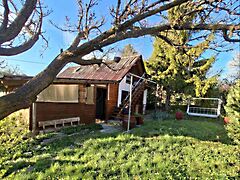 Eladó földterület Várpalota