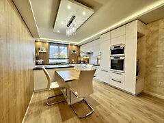 Eladó ház Győr, Ménfőcsanak