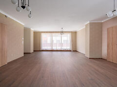 Eladó lakás Budapest, III. kerület