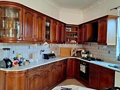Eladó ház Budakeszi