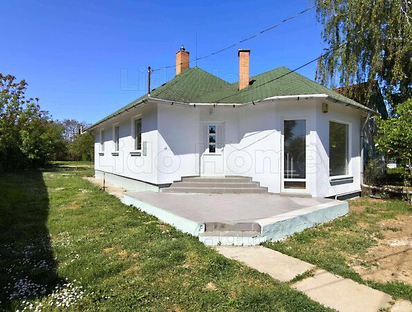 Eladó ház Balatonőszöd