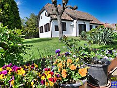 Eladó ház Balatonboglár