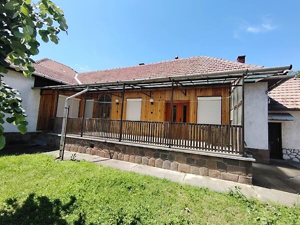 Eladó ház Szentistván