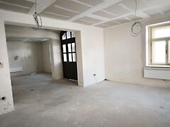 Eladó ipari Győr, Újváros
