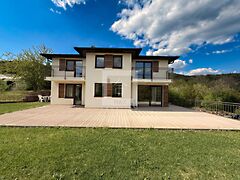 Kiadó ház Budaörs